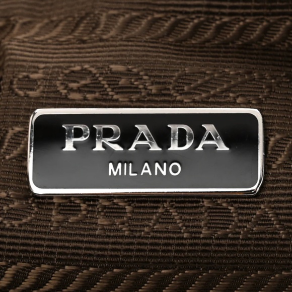 Prada Tessuto Nylon Saffiano Re-Edition 2005 Shoulder Bag: Color--Cacao - Picture 7 of 9